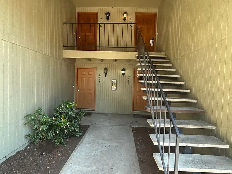 Spring Mountain — Photo 3