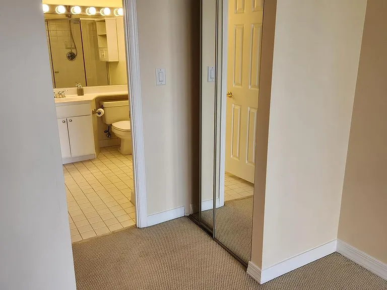 5809 Nicholson Ln #304 — Photo 29