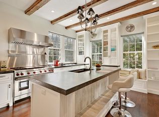 11 George St, Charleston, SC 29401