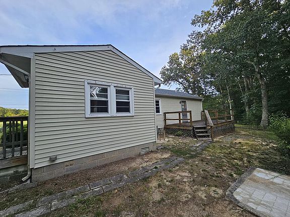 4th image of 5199 Neenah Rd