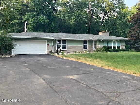 2nd image of 16241 Merson Ct