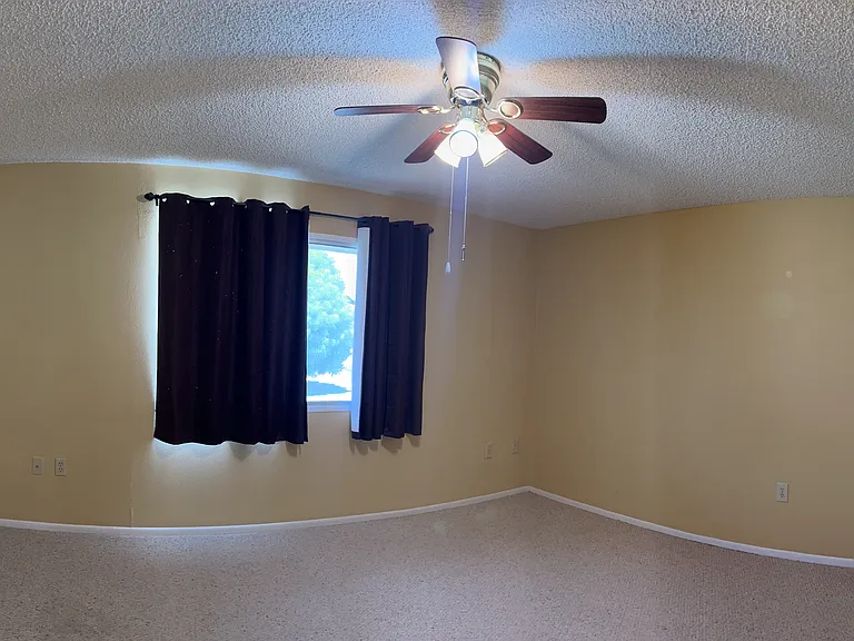 W Longhorn Ct — Photo 12
