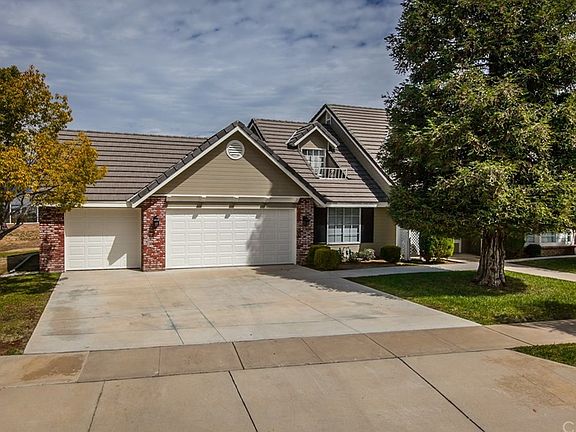 2nd image of 611 Golden West Dr