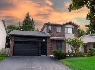 789 Candaras St, Innisfil, ON L9S 2H1