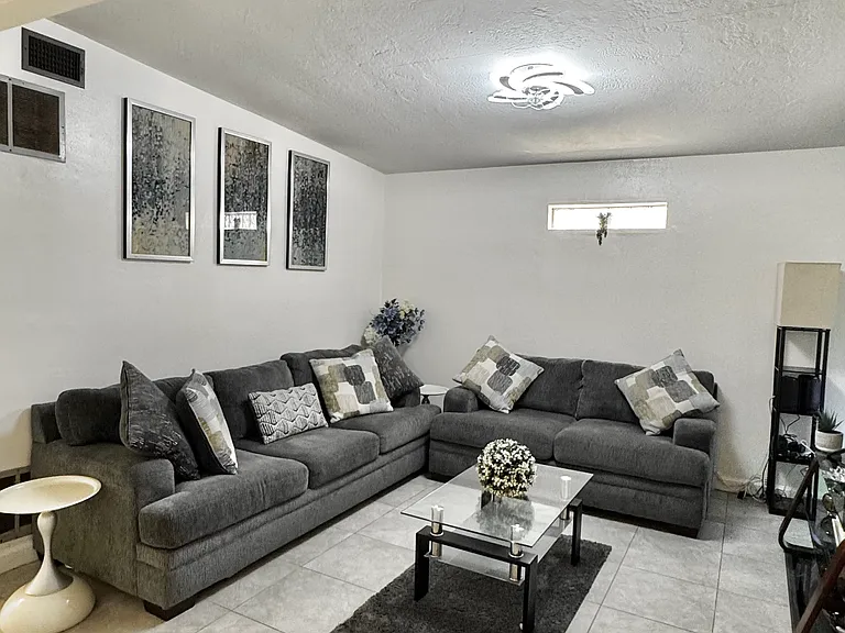 Three Comfortable Bedrooms nearby