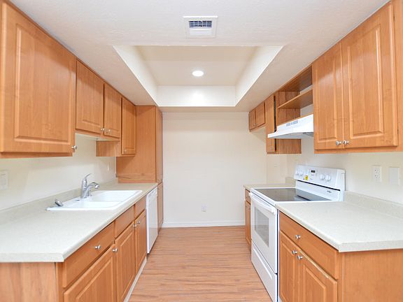 3rd image of 3810 N Maryvale Pkwy APT 1099