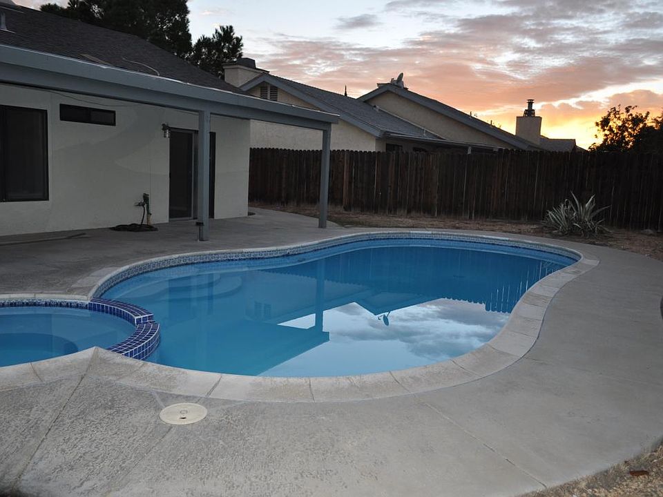 1st image of 14424 Birchwood Dr