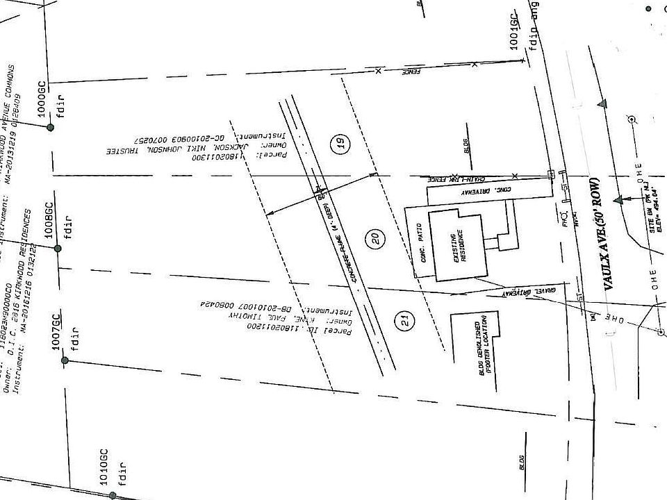 2nd image of 2819 Vaulx Ln