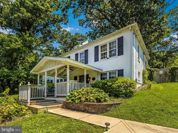 102 E Deer Park Dr, Gaithersburg, MD 20877