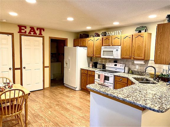 5th image of 5482 Longview Ct Unit 8