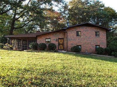 2203 Hillcrest Rd, Dallas, NC, 28034