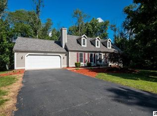 1009 Locust Ln, Albion, MI 49224