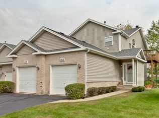 1512 Rhett Pl, Woodstock, IL 60098
