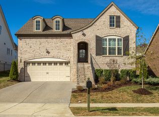 8041 Warren Dr, Nolensville, TN 37135