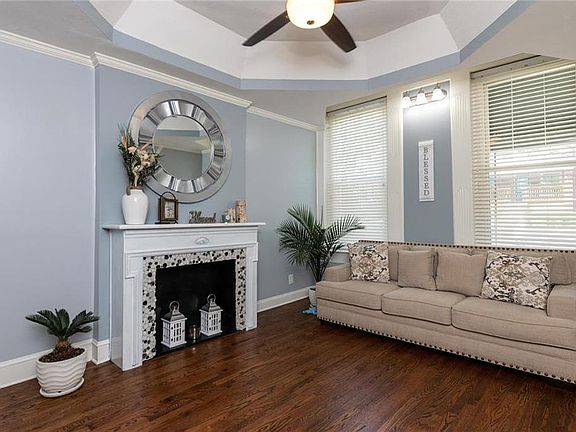 3rd image of 3419 Anderson Ave