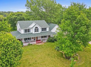 6520 Belle St, Loretto, MN 55357