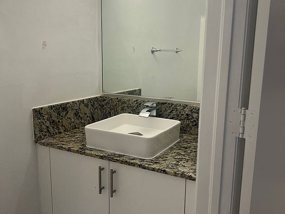 5th image of 1492 Veracruz Ln #4