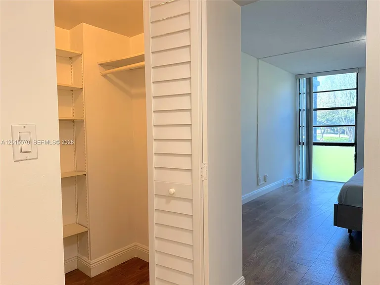 20400 W Country Club Dr #209 — Photo 16