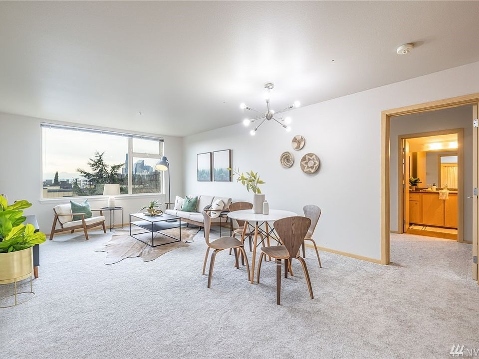 Welcome home to Welch Plaza Condominiums!