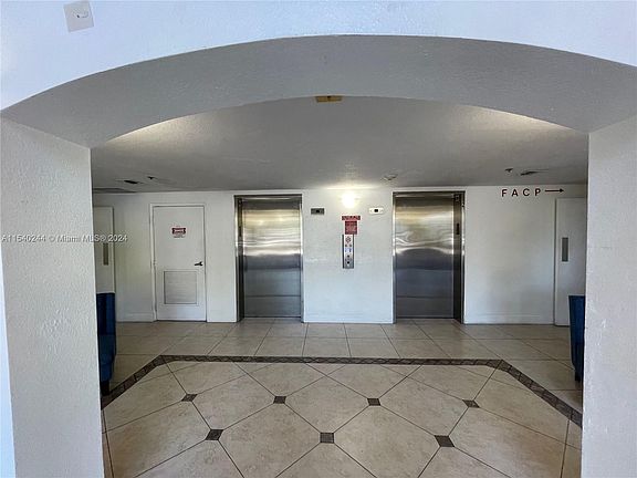 5th image of 9300 Fontainebleau Blvd #E504