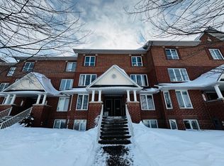 285 Aquaview Dr, Ottawa, ON K4A0B6