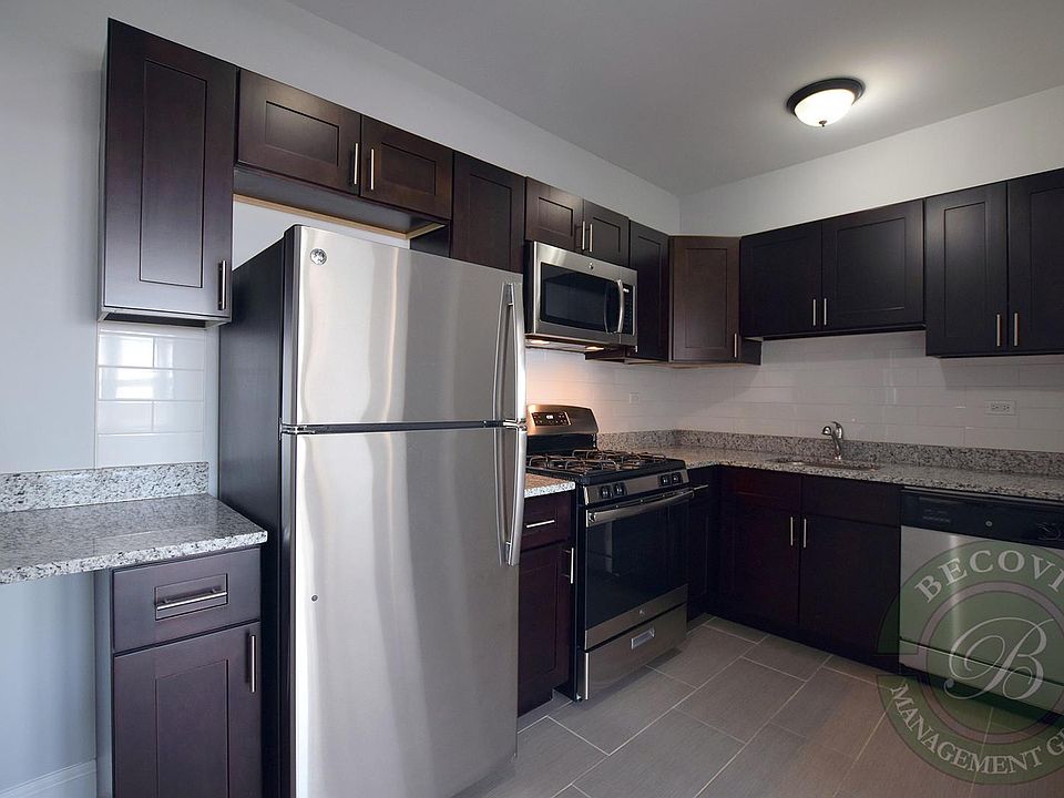1st image of 1600 W Sherwin Ave #407