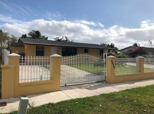 29825 SW 143rd Ct, Homestead, FL 33033