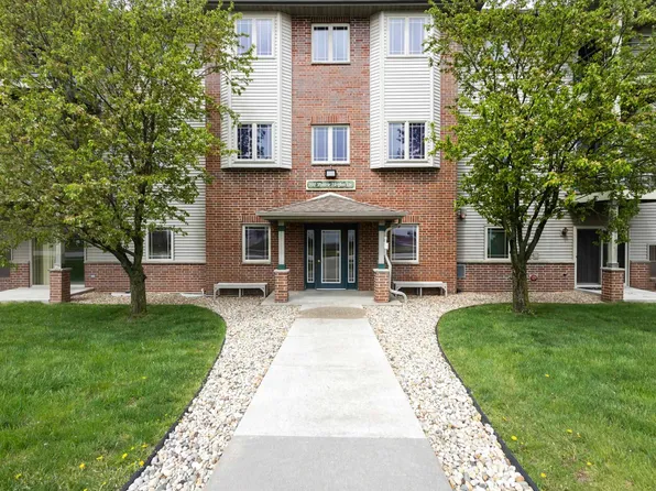 102 Prairie Heights Dr APT 216, Verona, WI 53593