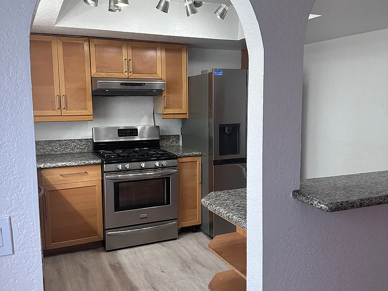 21930 Valerio St #9 — Photo 10