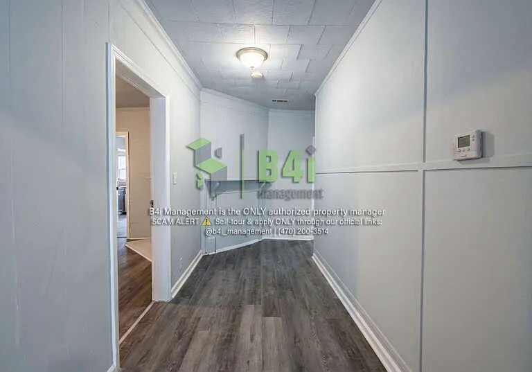 108 International St — Photo 15