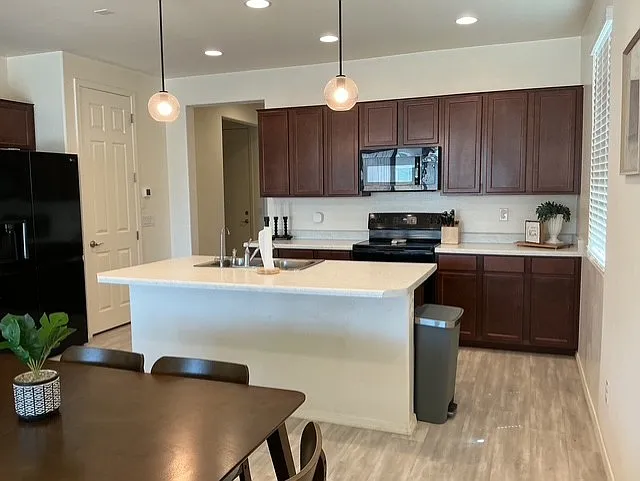 1268 E Jahns Dr — Photo 8