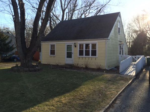 229 Stuart St