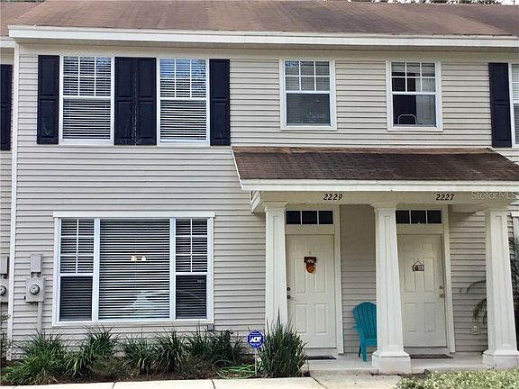 2nd image of 2229 Golden Oak Ln