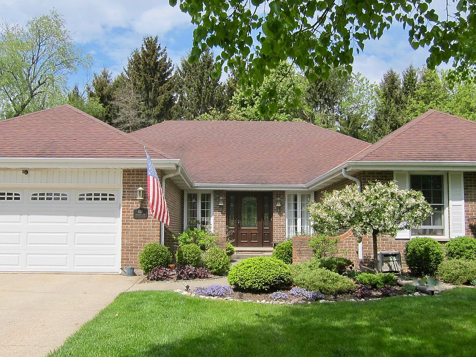 1st image of 805 Paradise Ln