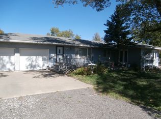 616 W 5th St, Lebo, KS 66856