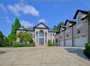 8005 Southridge Way, Hurricane, WV 25526