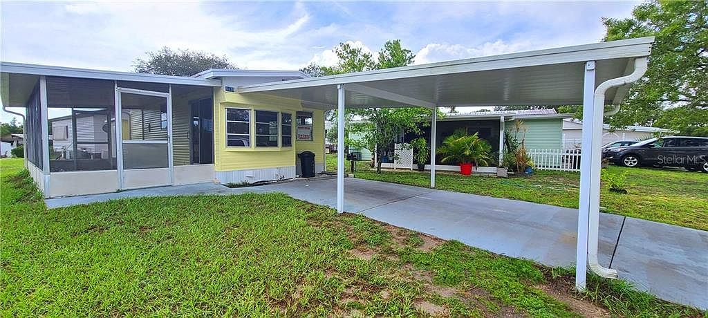 ゆゆ 9479 Gray Fox Dr, Weeki Wachee, FL 34613 | Zillow