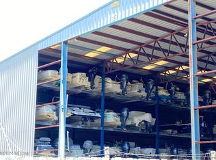 6334 Oleander Dr, Wilmington, NC 28403