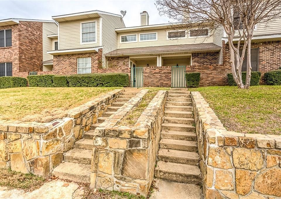 1st image of 829 Creekside Dr