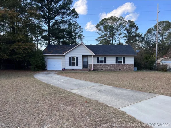 1923 Nordic Dr, Fayetteville, NC 28304