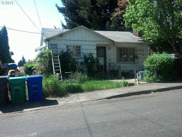 2nd image of 4811 SE 85th Ave