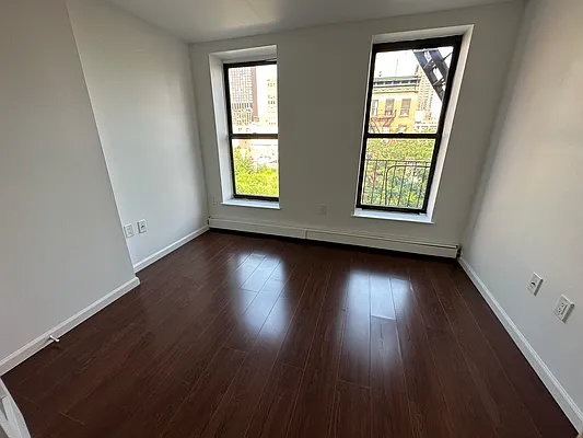 Rented by Oxford Property Group | media 11