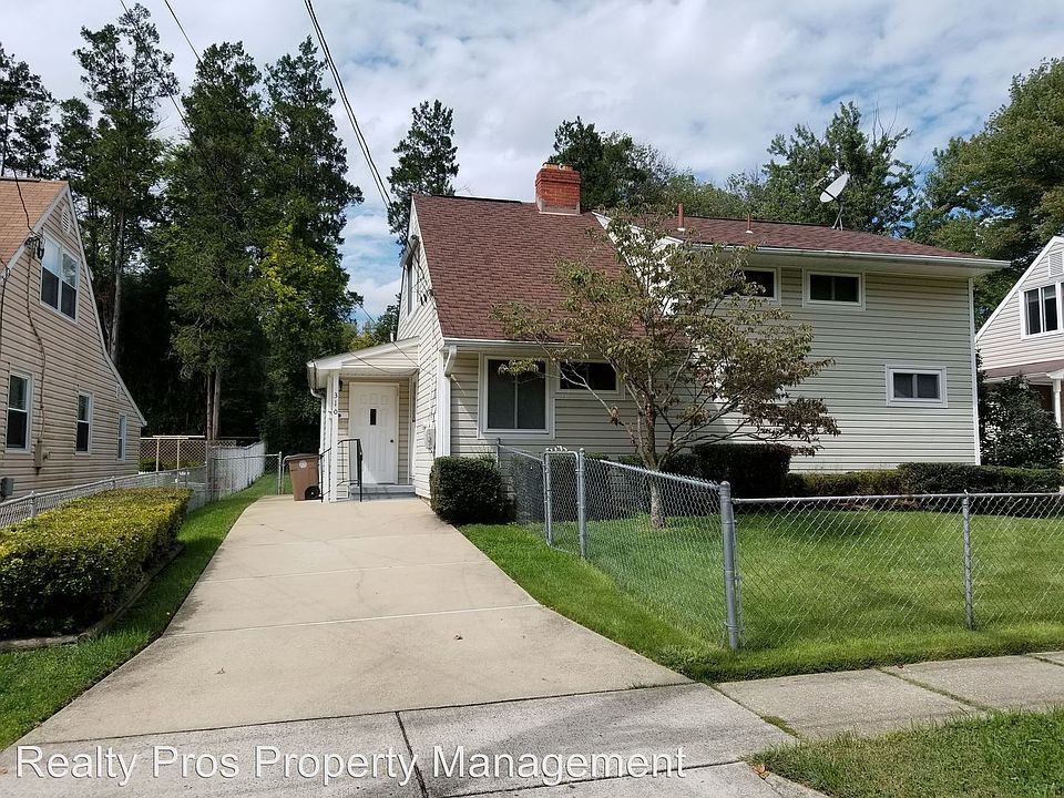 1st image of 310 Broadwood Dr