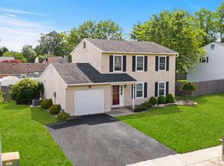 3 Mendon Dr, Howell, NJ 07731