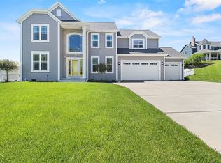 2181 17th Ave, Grafton, WI 53024