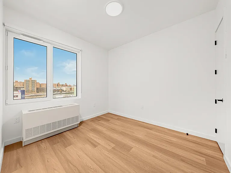 261 Grand Concourse #7707 — Photo 4