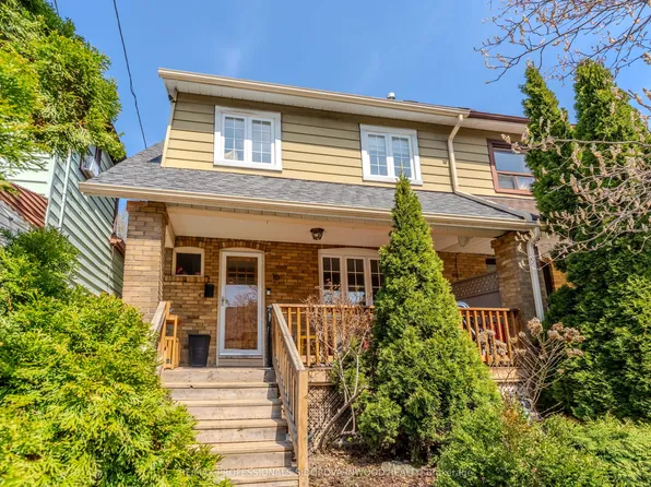 16 Howick Ave, Toronto, ON M6N 1M8