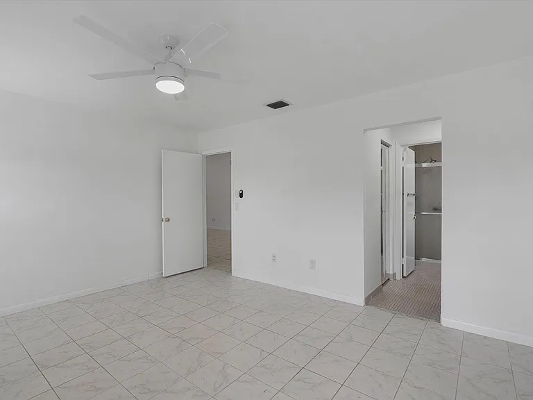 6510 Olivewood Cir — Photo 13