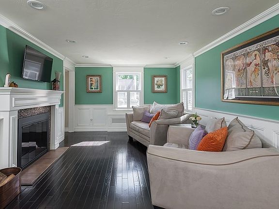 5th image of 85 Homestead Ave