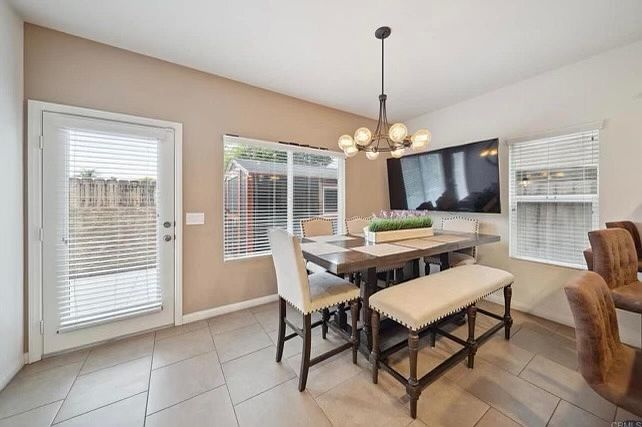 1st image of 544 Mary Ln